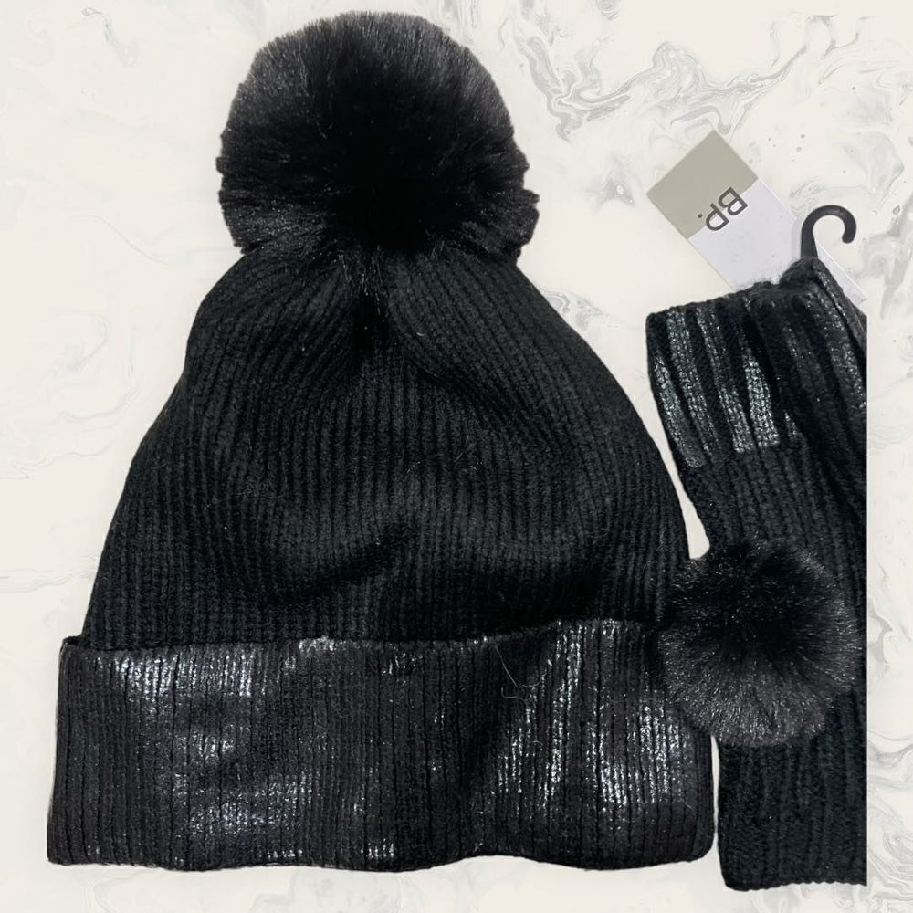 NWT BP. Metallic Beanie & Glove Set In Black - one size